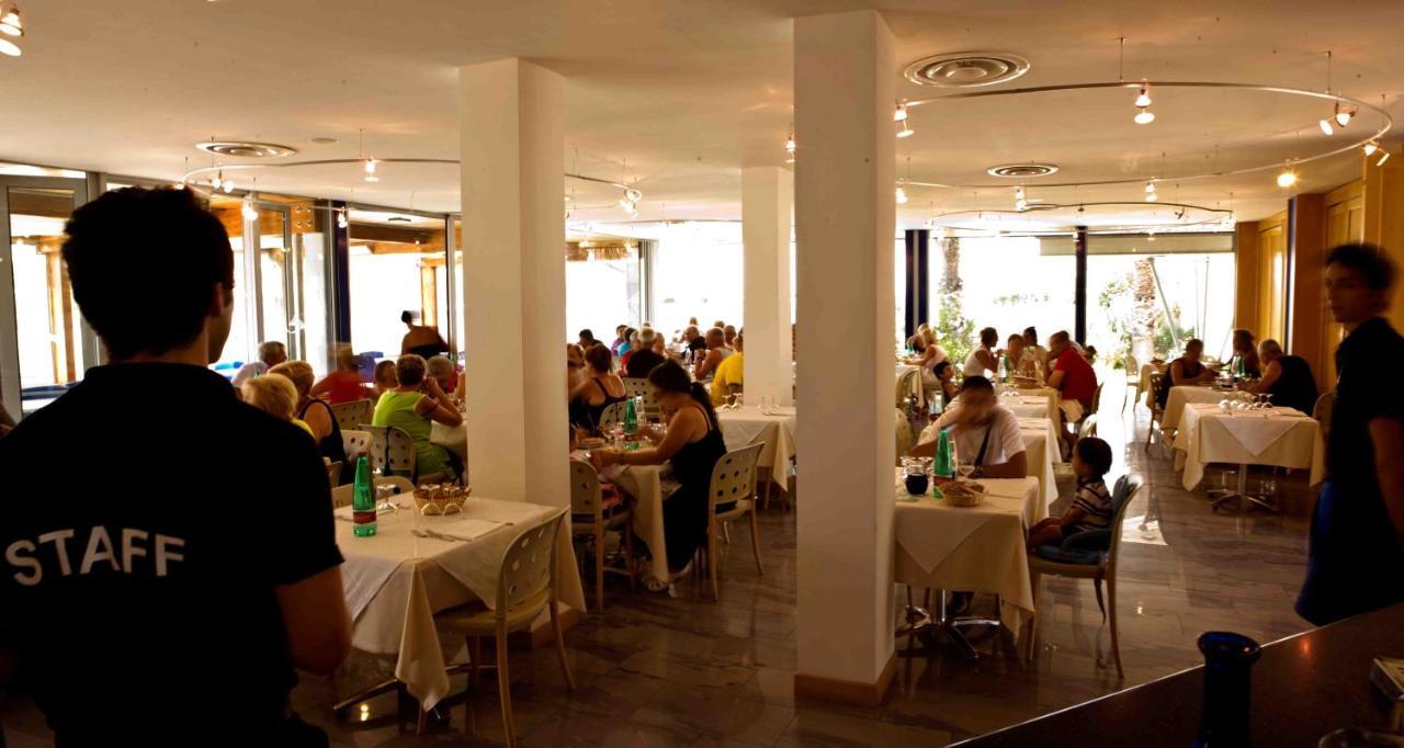 African Beach Hotel-Residence Manfredonia Exterior photo