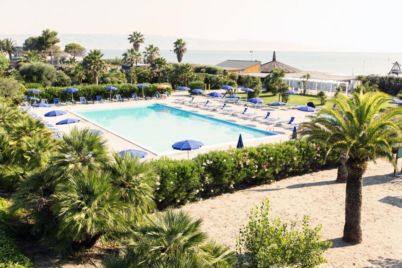 African Beach Hotel-Residence Manfredonia Exterior photo